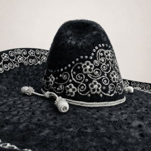 Sombrero charro San Luis moderado negro con bordado plata
