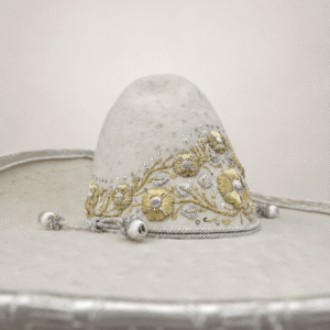 Sombrero charro San Luis moderado con bordado dorado y plata