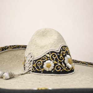 Sombrero charro San Luis moderado con ribete bordado en canutillo